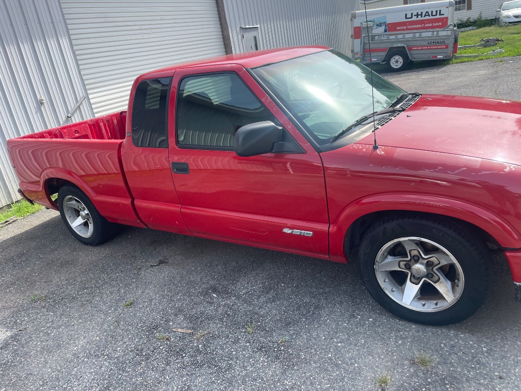 2003 Chevrolet S-10 Pickup