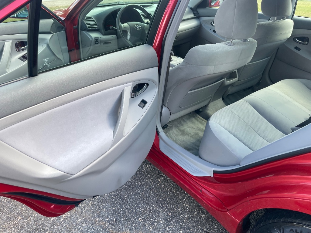 2007 Toyota Camry - $6,000