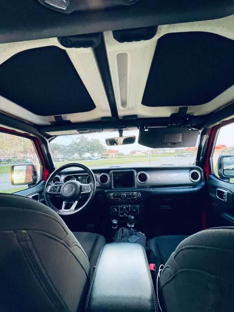 2018 Jeep All-New Wrangler Unlimited Sahara photo