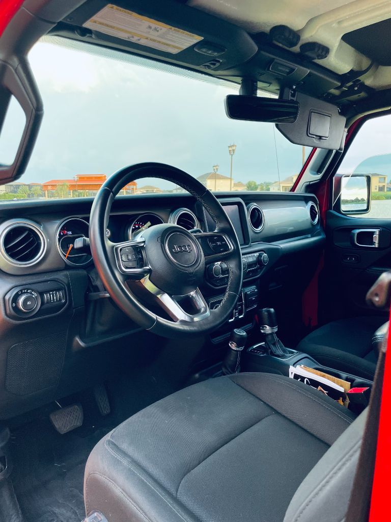 2018 Jeep All-New Wrangler Unlimited Sahara photo