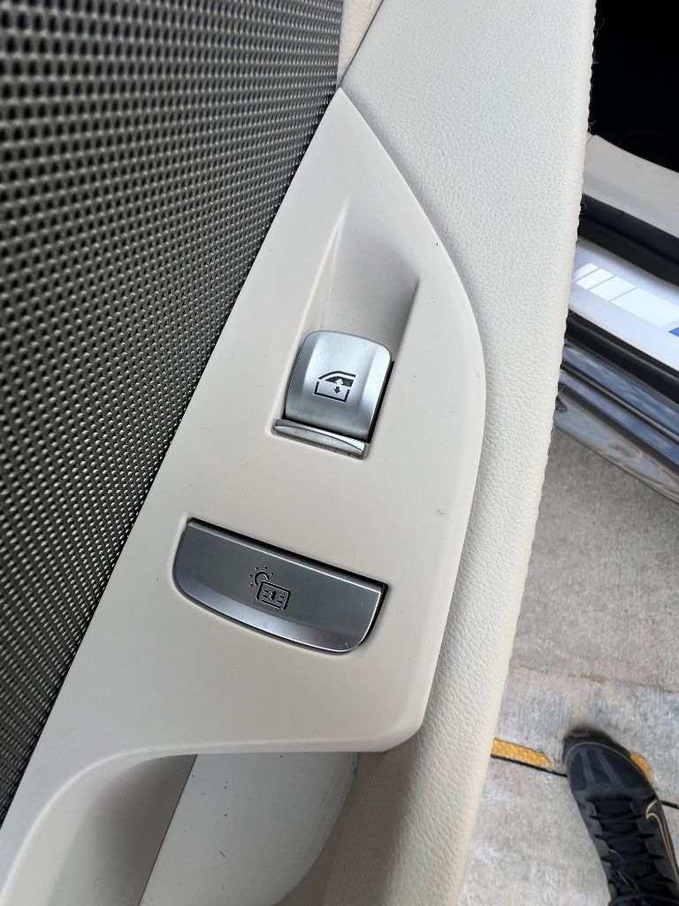 2020 BMW 8 Series - $42,000