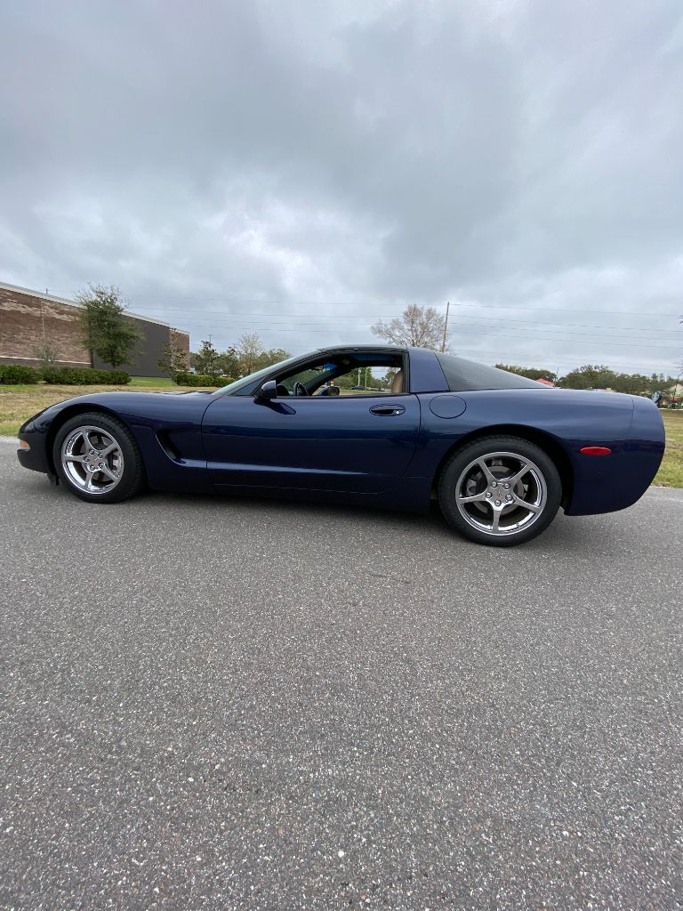2000 Chevrolet Corvette photo