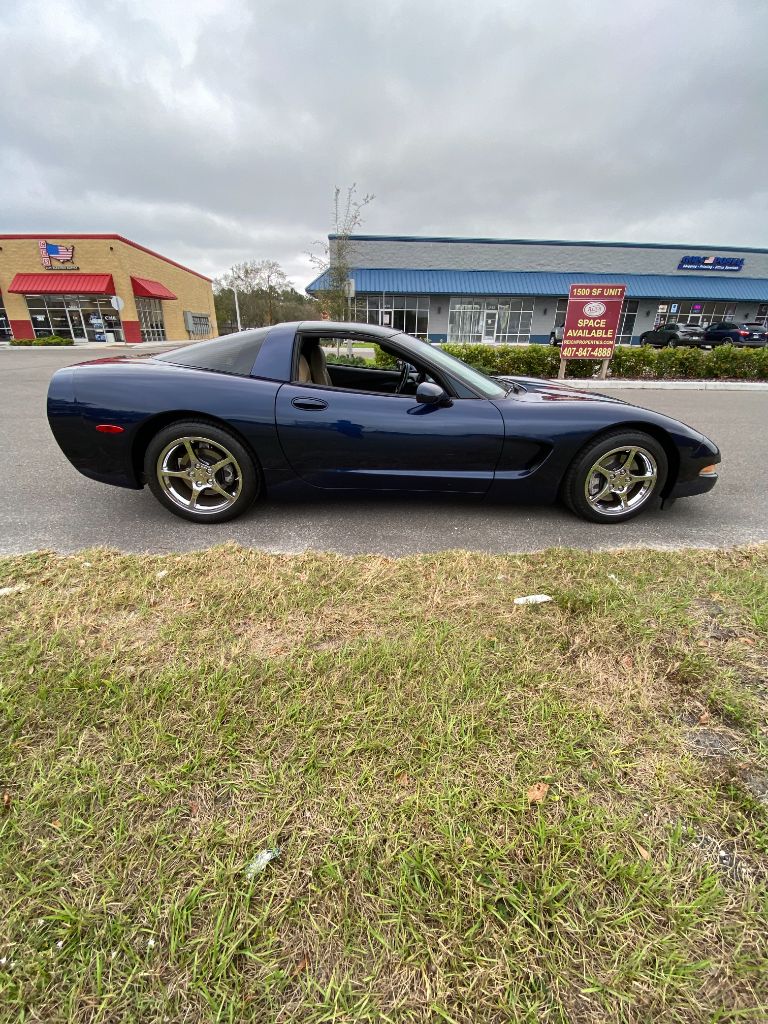 2000 Chevrolet Corvette photo