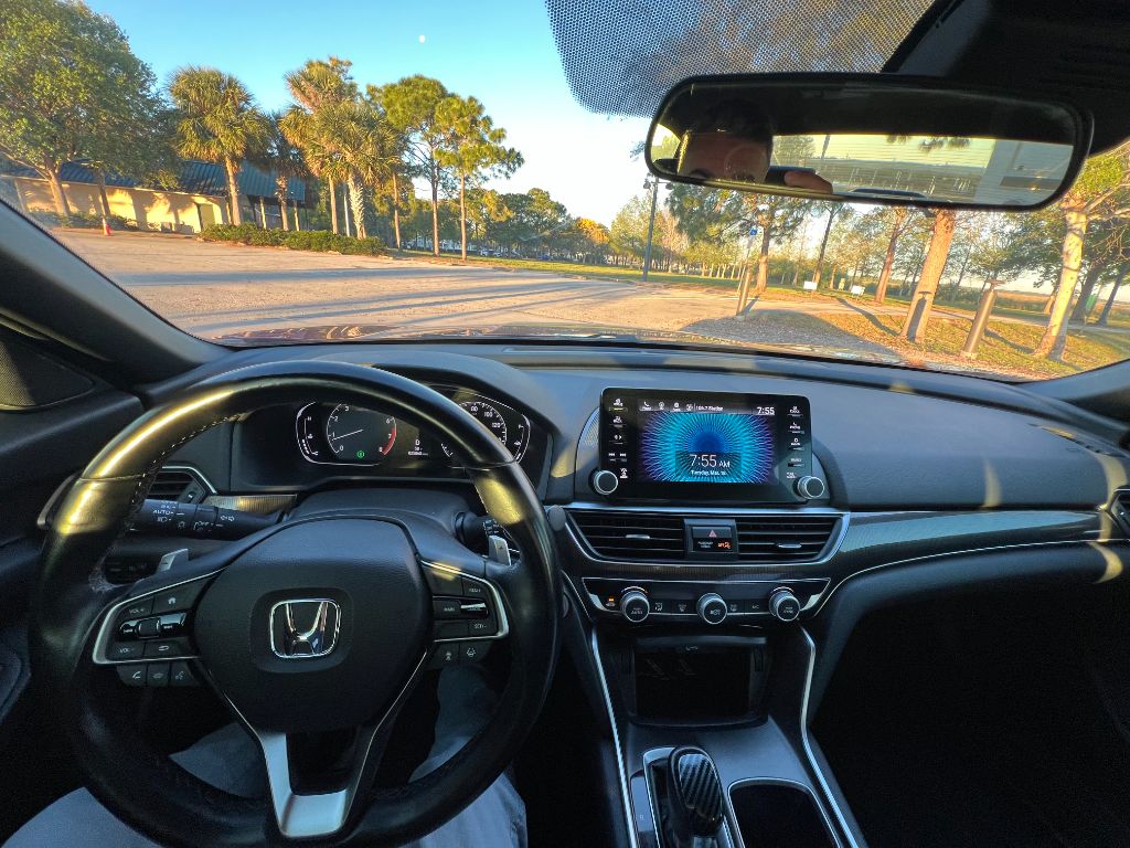 2020 Honda Accord - $16,995