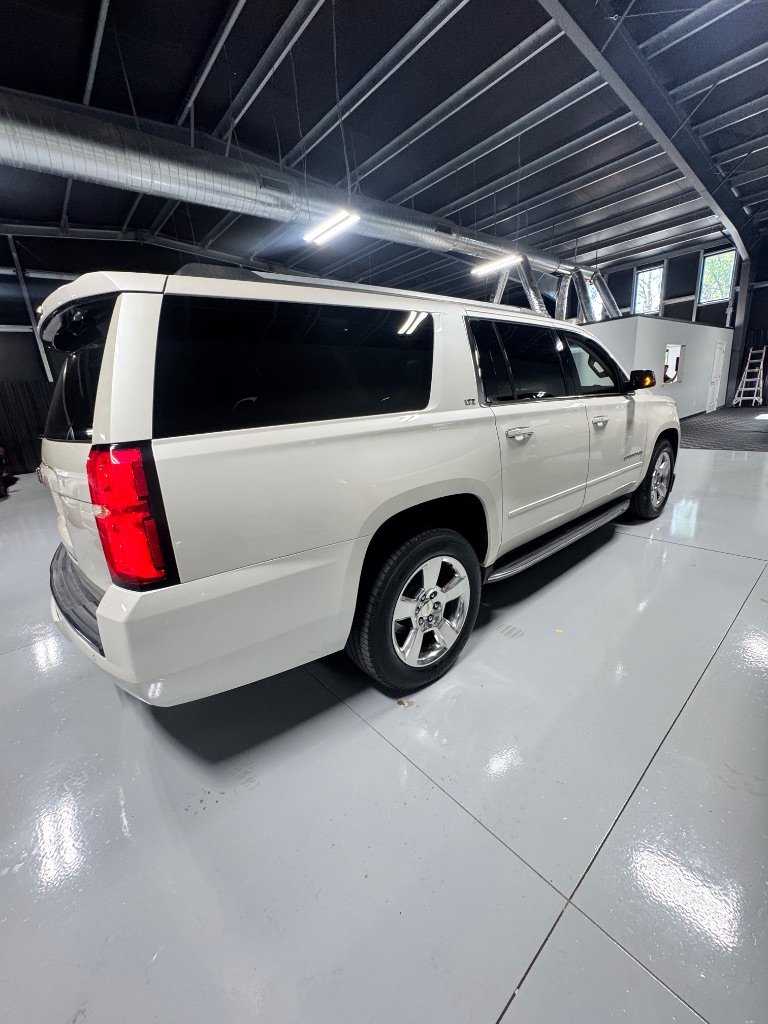 2015 Chevrolet Suburban LTZ 1500 photo