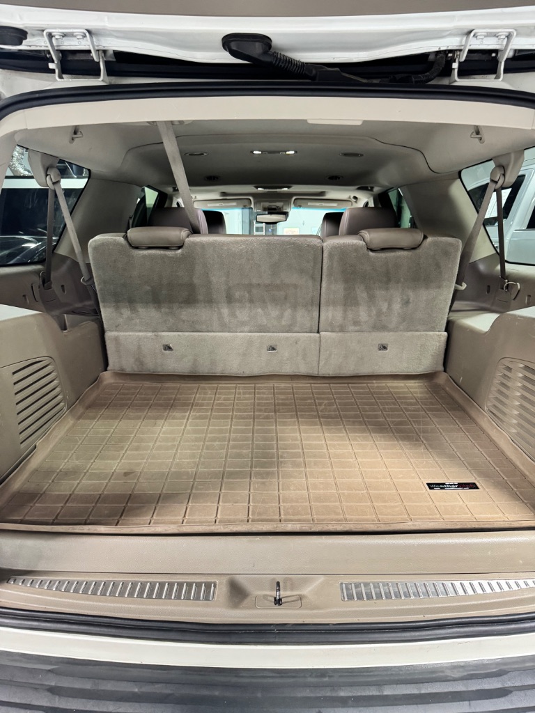 2015 Chevrolet Suburban LTZ 1500 photo