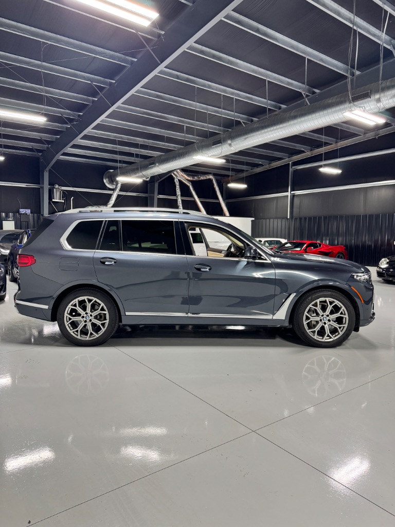 2019 BMW X7 XDrive40i photo