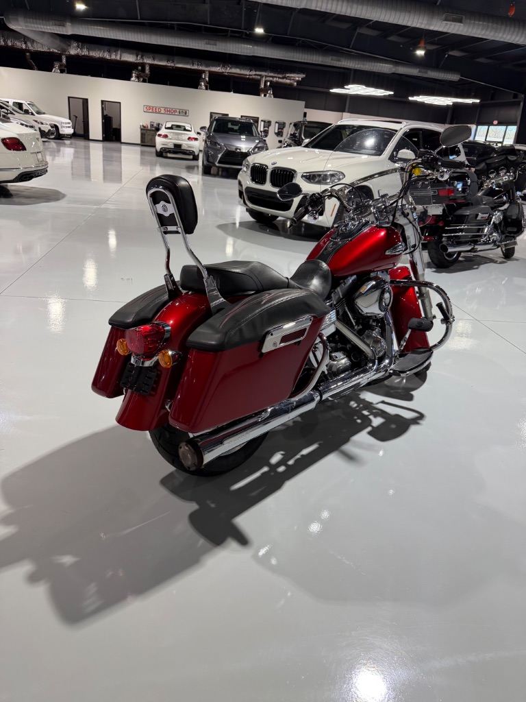 2013 Harley-davidson Switchback - $8,900