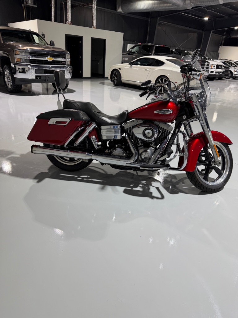 2013 Harley-davidson Switchback - $8,900