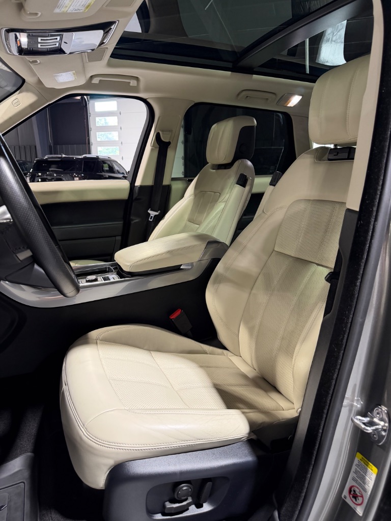 2019 Land Rover Range Rover Sport - $24,900