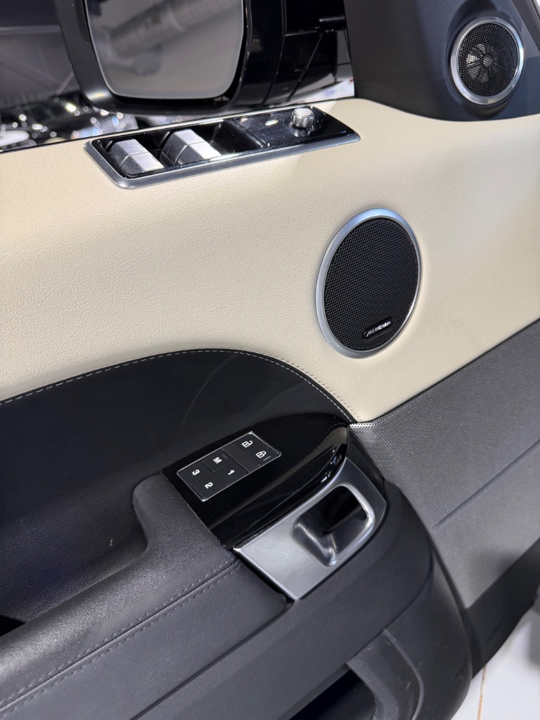 2022 Land Rover Range Rover Sport - $39,900