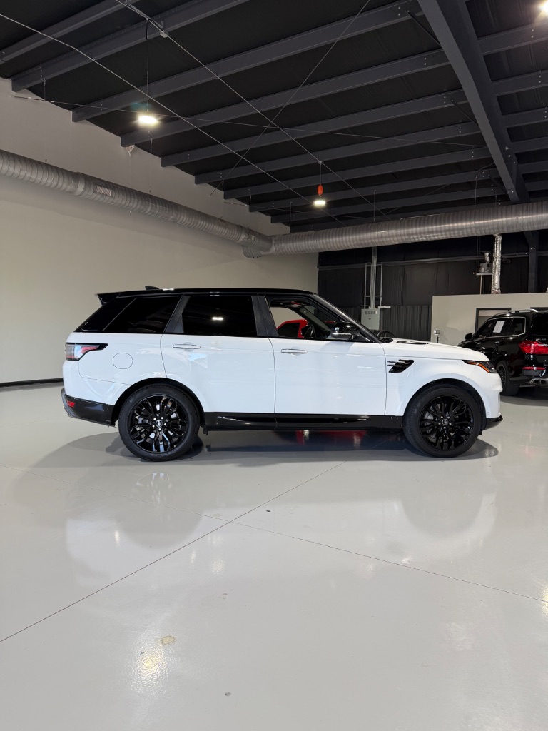 2022 Land Rover Range Rover Sport - $39,900