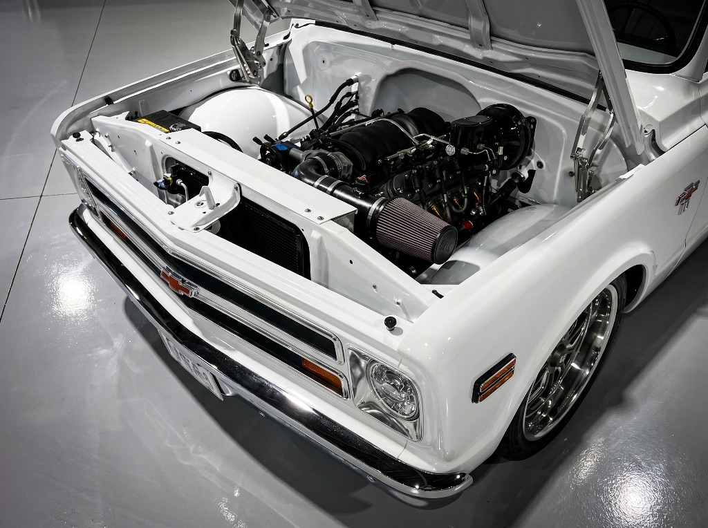 1968 Chevrolet Classic - $139,900