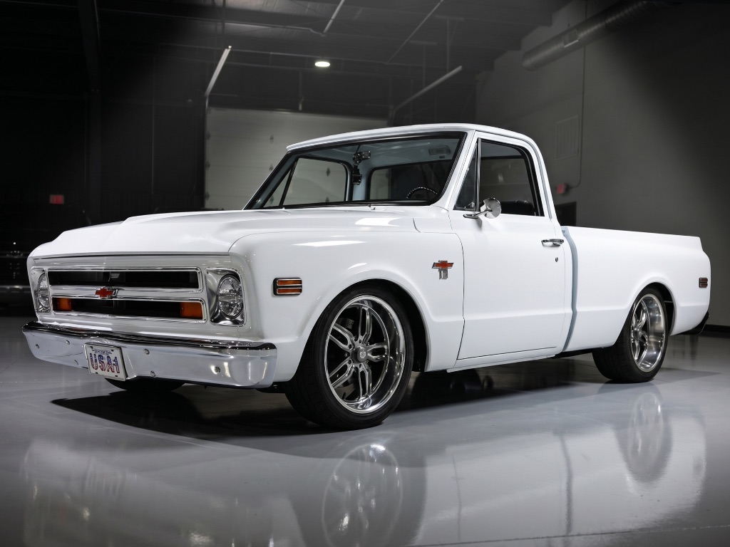 1968 Chevrolet Classic - $139,900