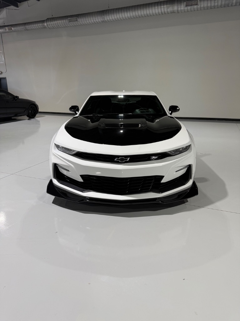 2023 Chevrolet Camaro - $46,900