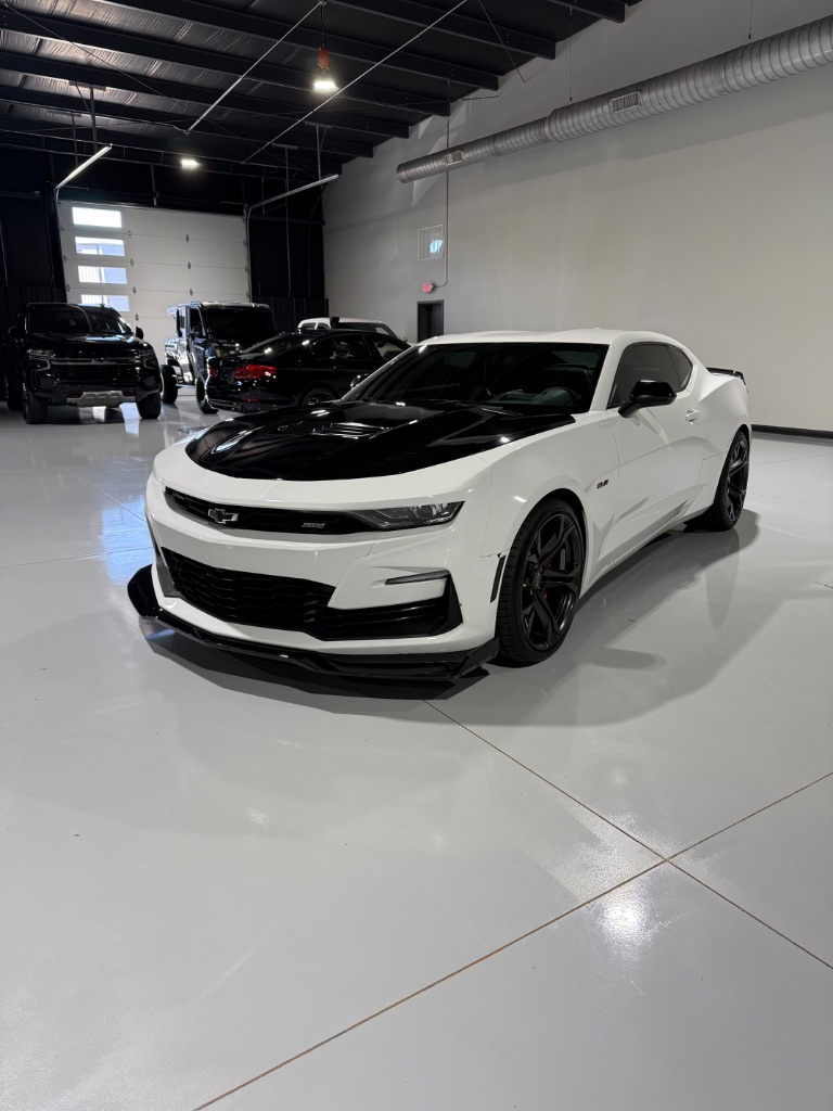 2023 Chevrolet Camaro - $46,900