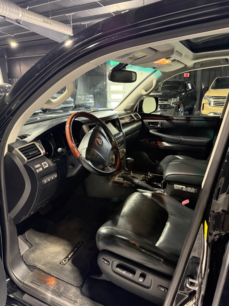 2013 Lexus LX - $24,900