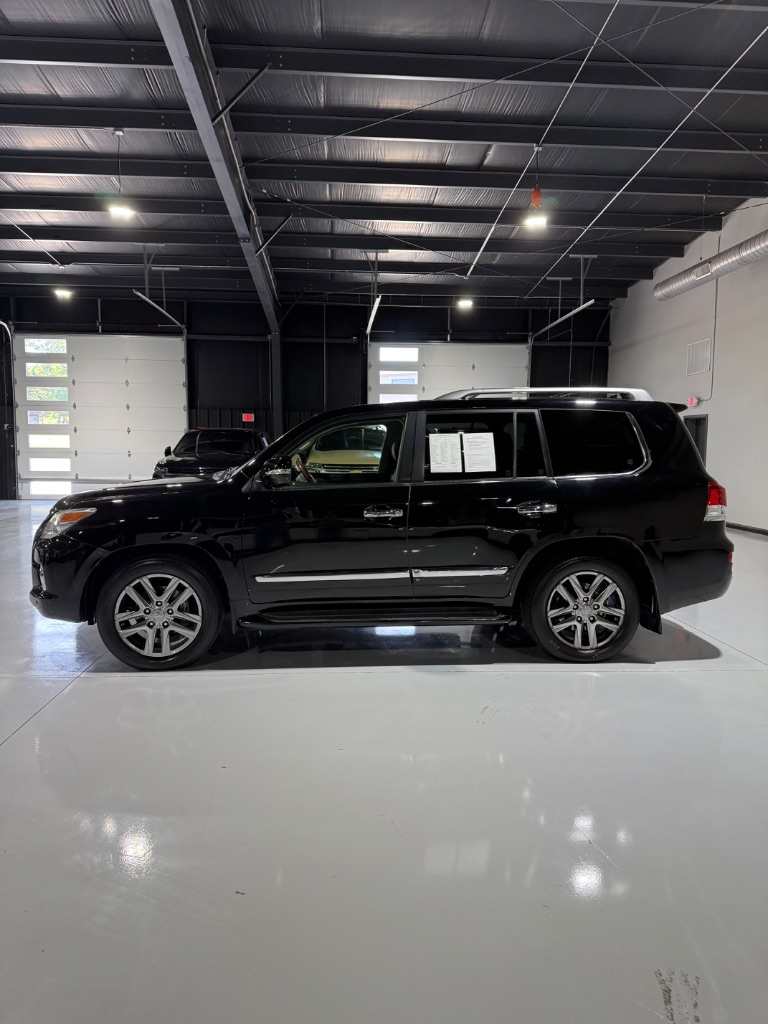 2013 Lexus LX - $24,900