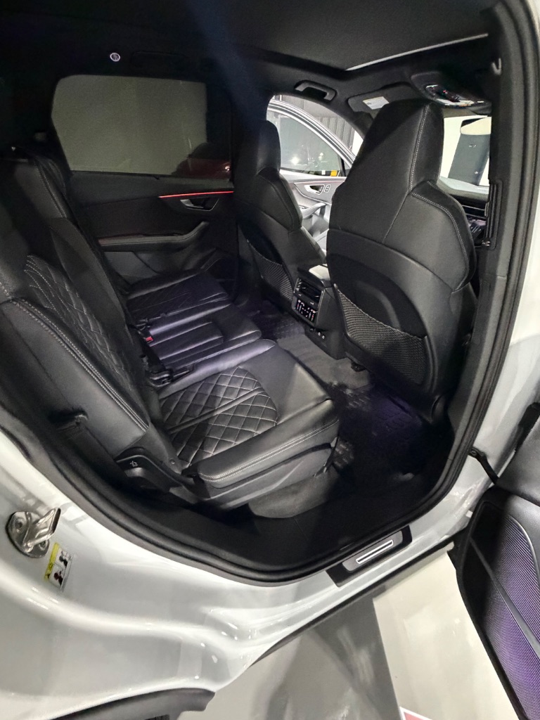 2025 Audi Q7 - $64,900