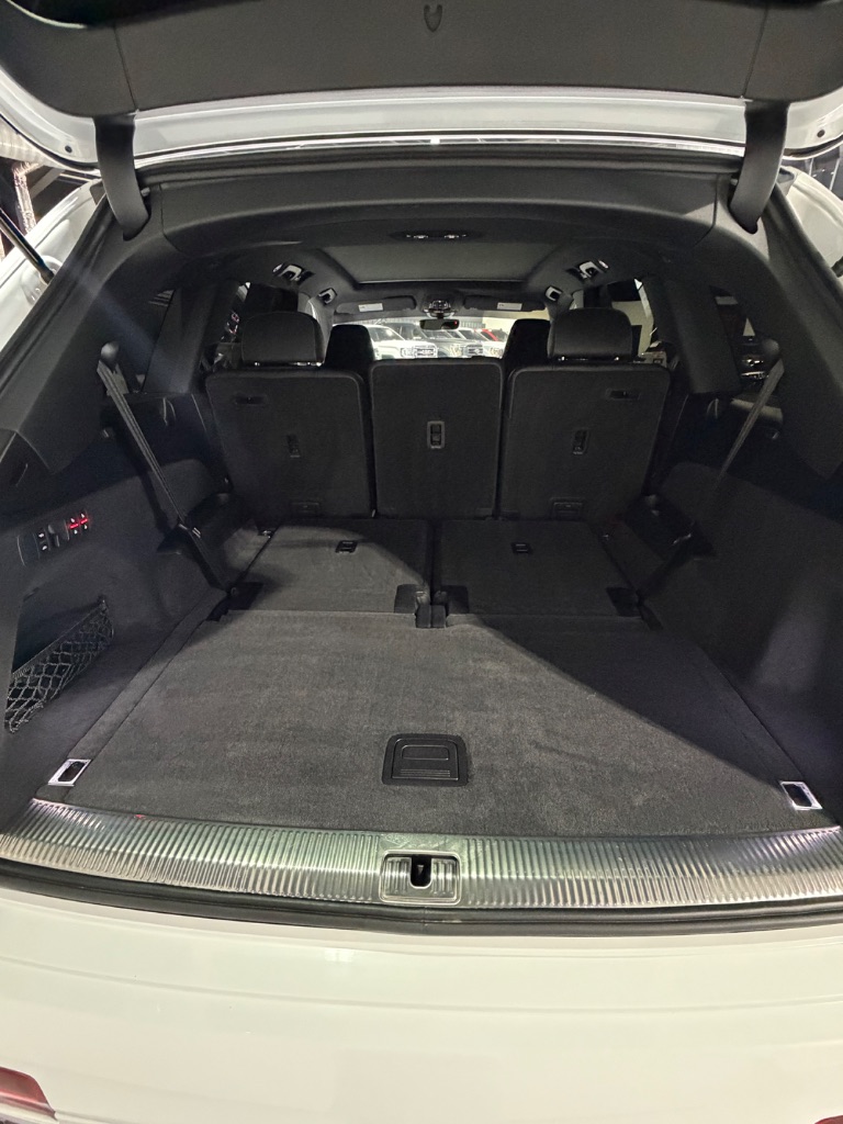 2025 Audi Q7 - $64,900