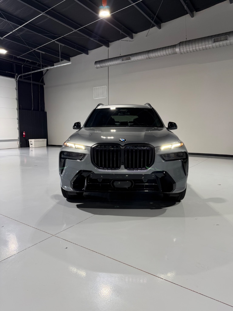 2023 BMW X7 - $56,900