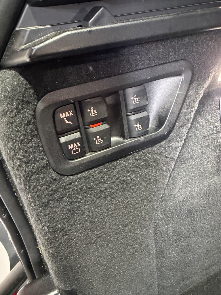 2023 BMW X7 - $56,900