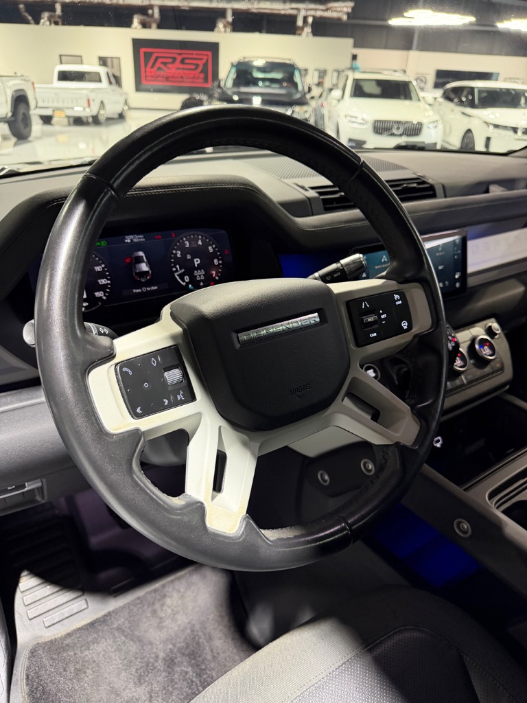 2020 Land Rover Range Rover Evoque - $31,900