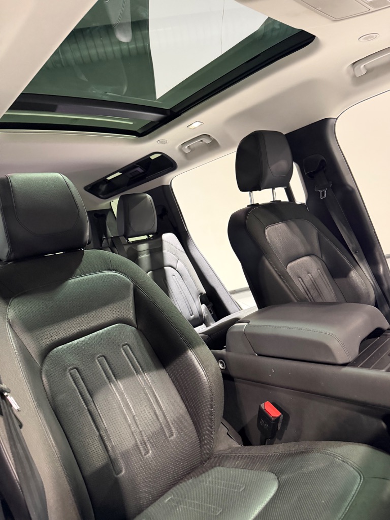 2020 Land Rover Range Rover Evoque - $31,900