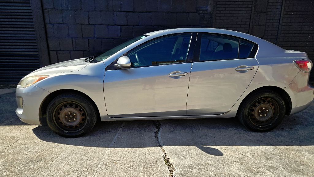 2012 MAZDA MAZDA3