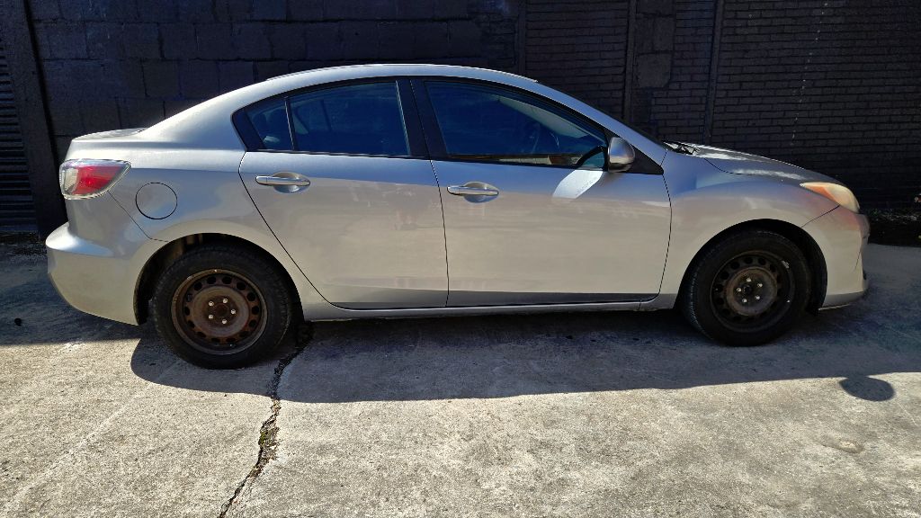 2012 MAZDA MAZDA3