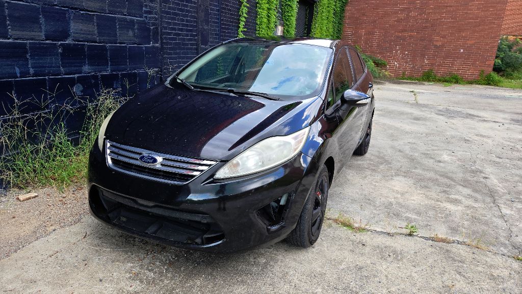 2013 Ford Fiesta SE