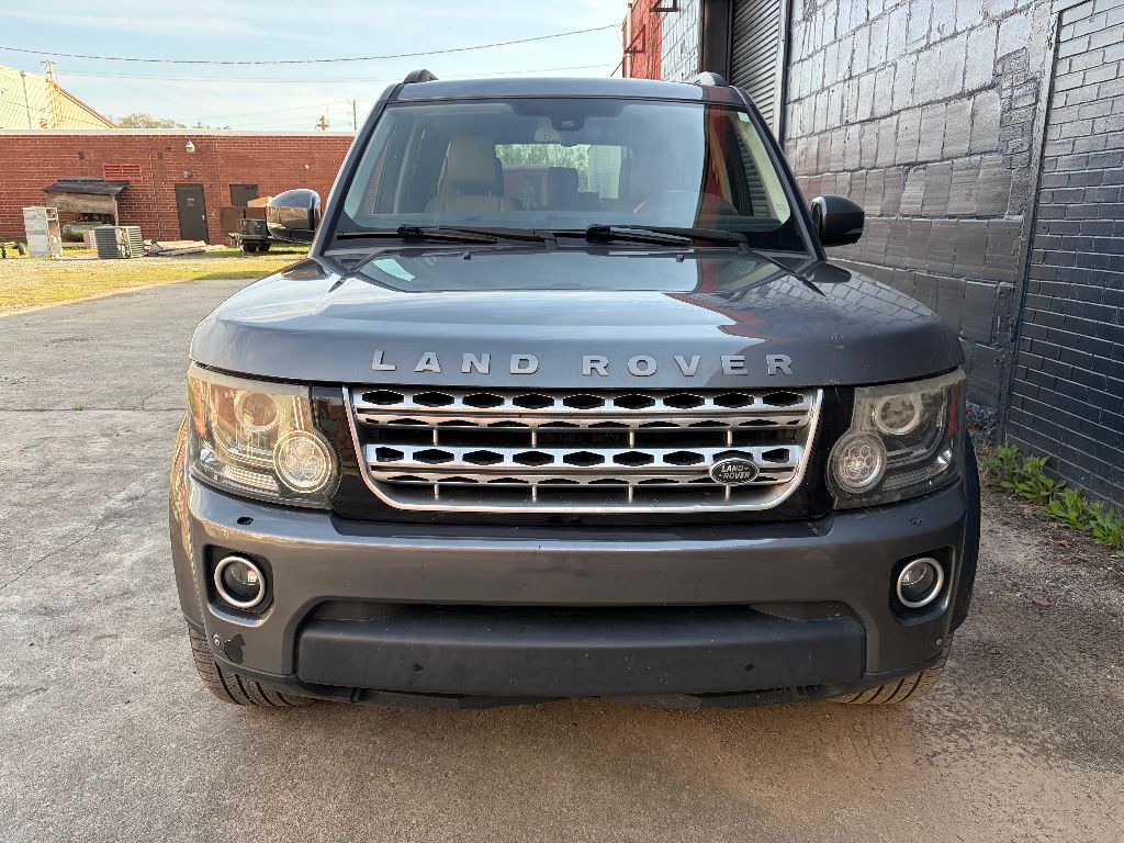 2015 Land Rover LR4 - $10,900