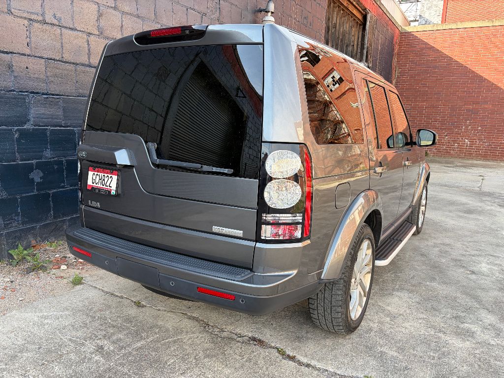 2015 Land Rover LR4 - $10,900