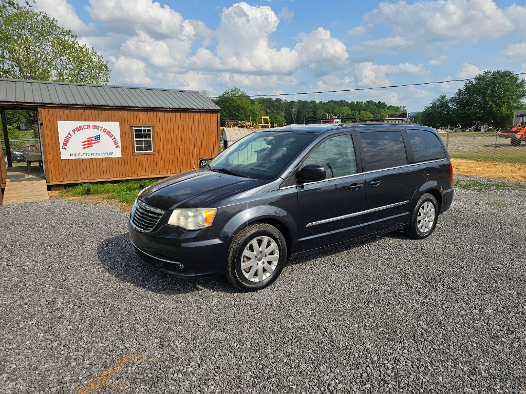 2014 Chrysler Town & Country Touring photo
