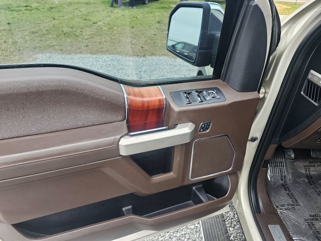 2017 Ford F150 King Ranch photo