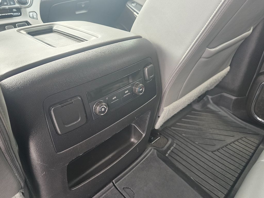 2017 Chevrolet Tahoe LT photo