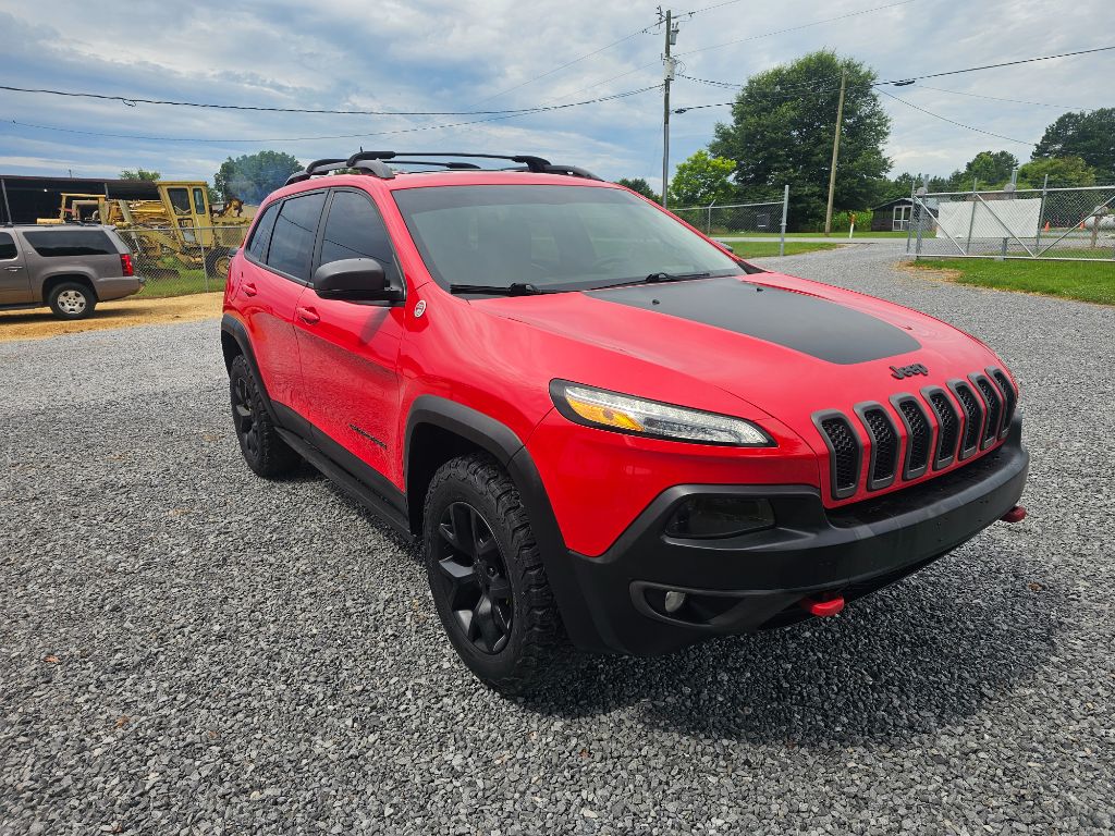 2018 Jeep Cherokee - $15,450