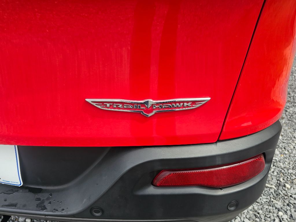 2018 Jeep Cherokee - $15,450