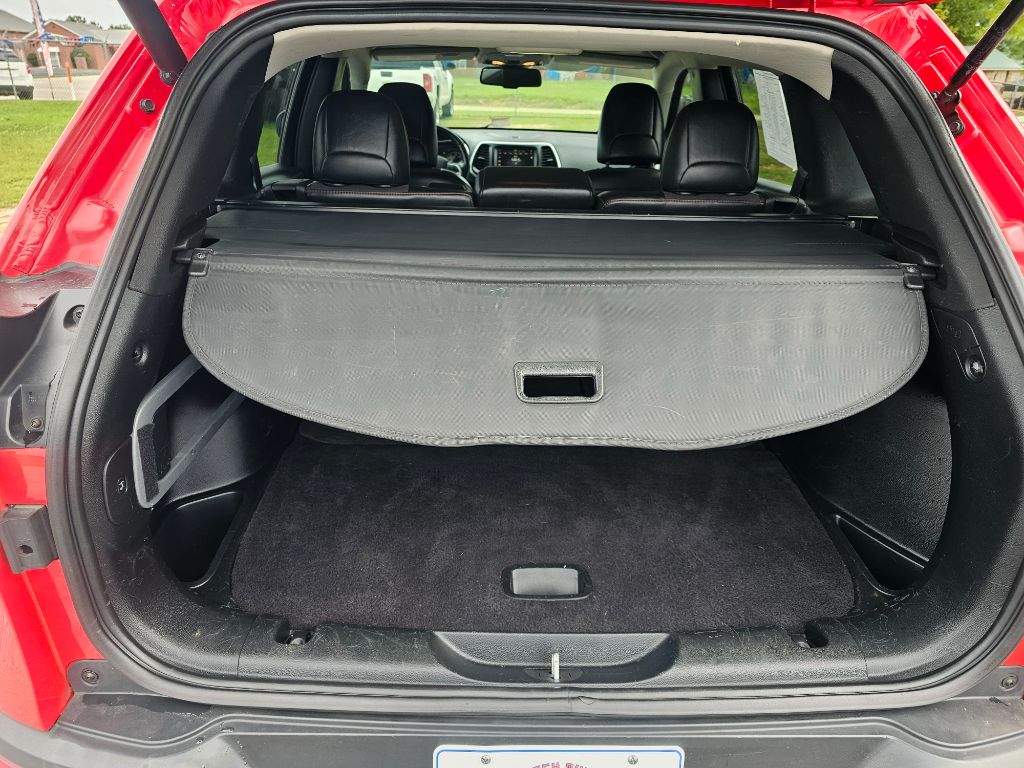 2018 Jeep Cherokee - $15,450