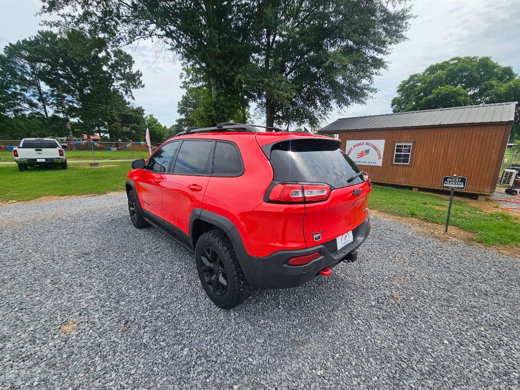 2018 Jeep Cherokee - $15,450