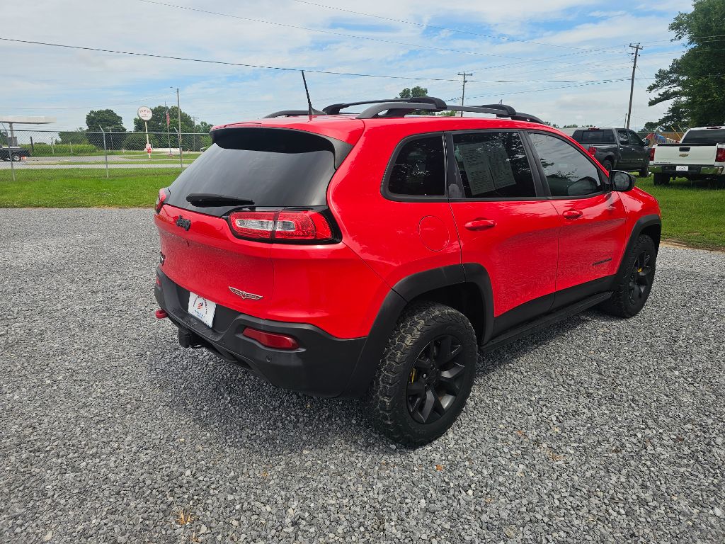 2018 Jeep Cherokee - $15,450