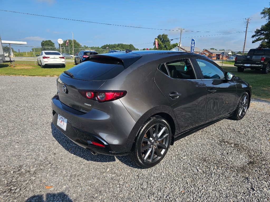 2019 MAZDA MAZDA3 - $9,900