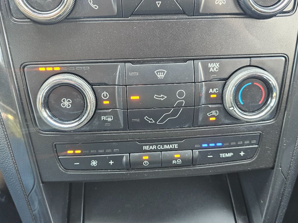2018 Ford Explorer - $15,995