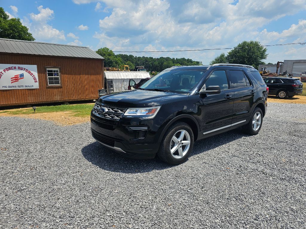 2018 Ford Explorer - $15,995