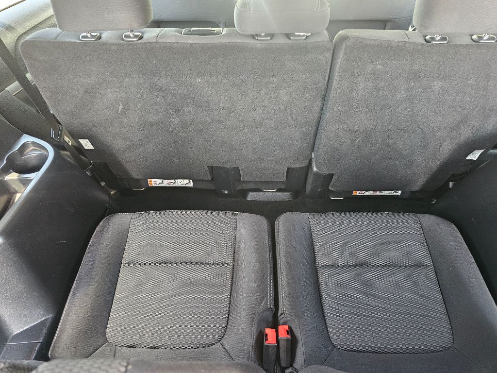 2018 Ford Explorer - $15,995