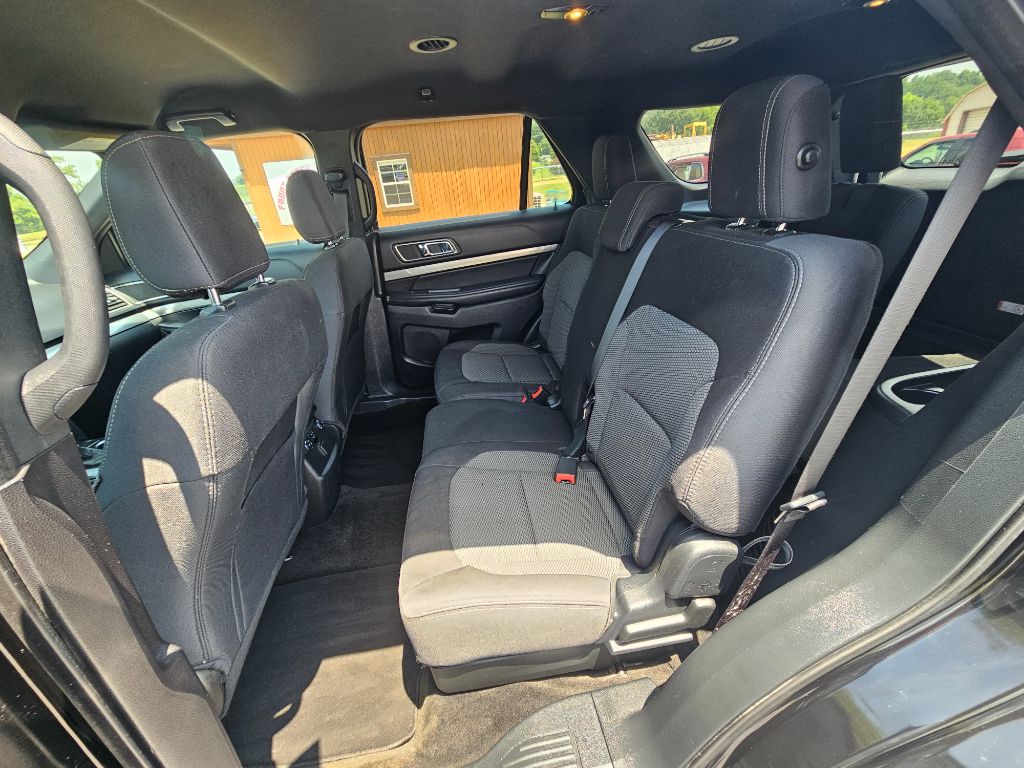 2018 Ford Explorer - $15,995