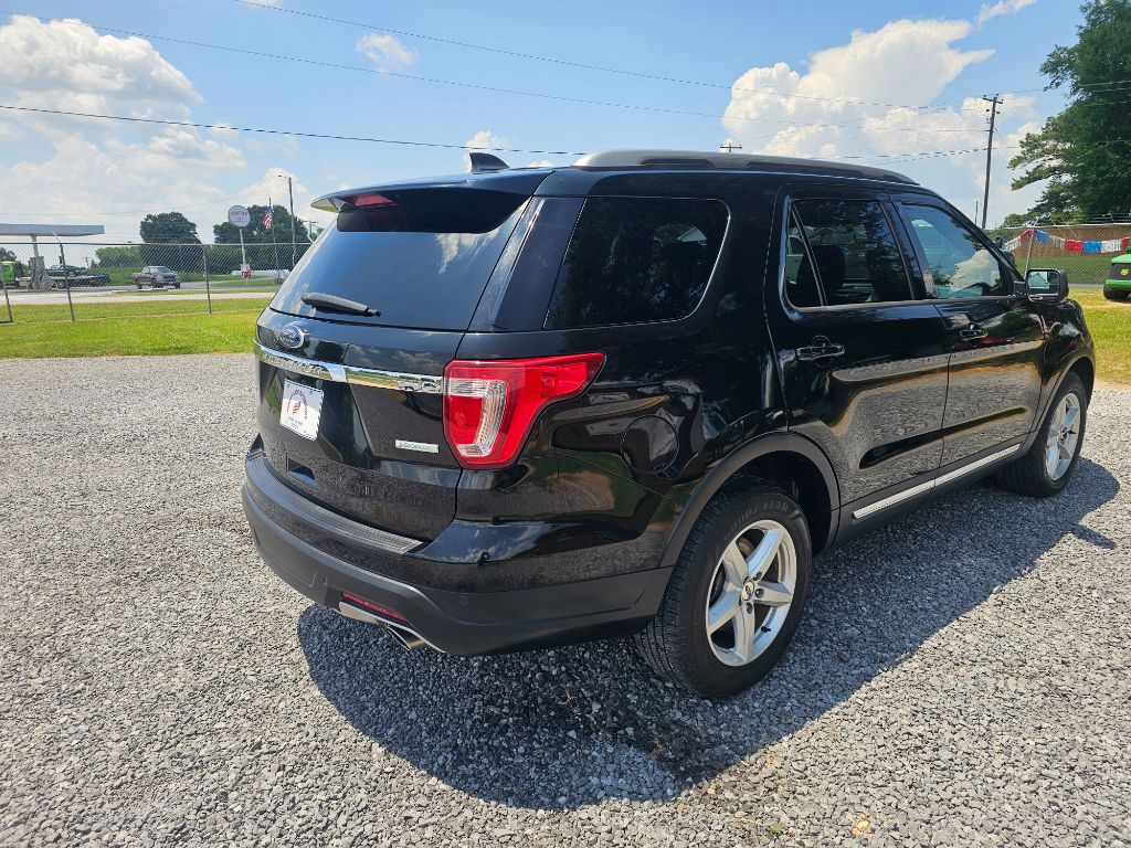 2018 Ford Explorer - $15,995