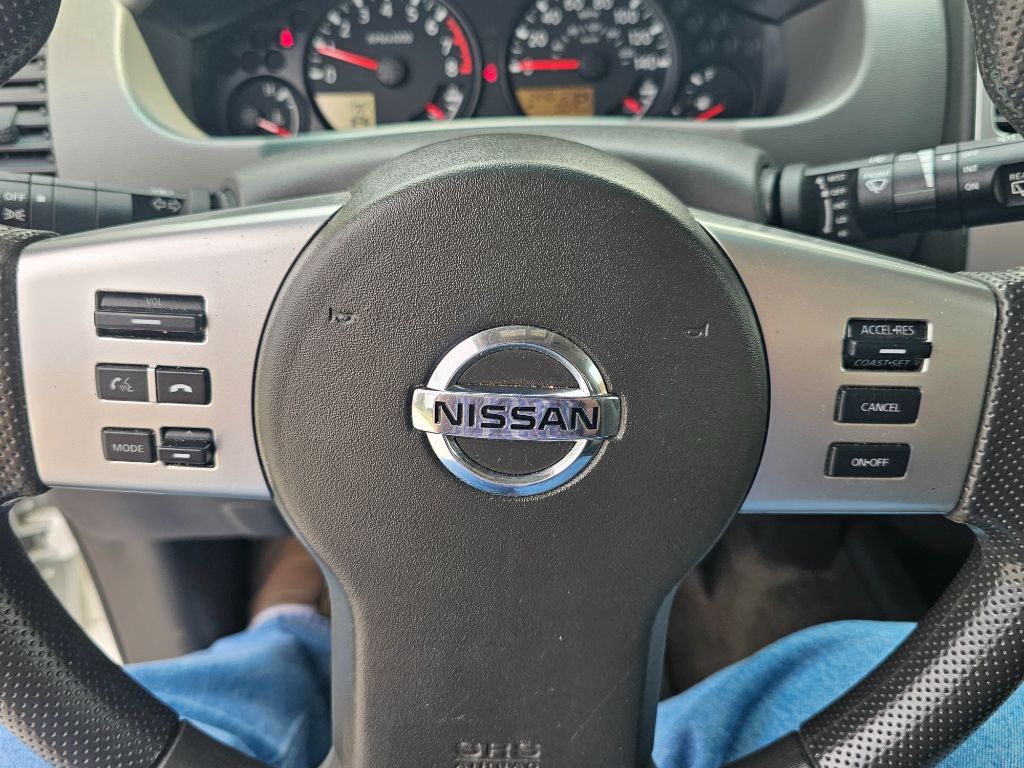 2014 Nissan Xterra - $11,500