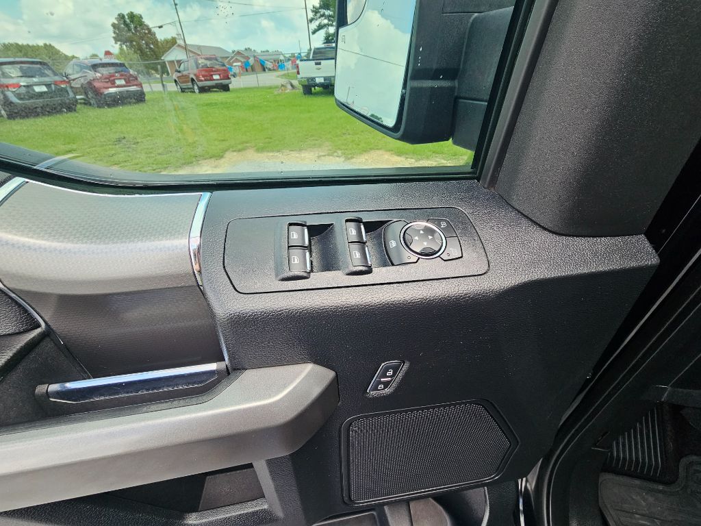 2017 Ford F150 - $18,995
