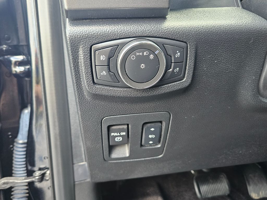 2017 Ford F150 - $18,995